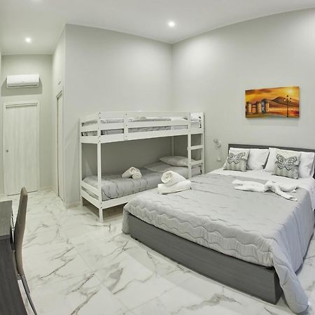 B&B Dint 'O Core E Napule Неаполь Экстерьер фото