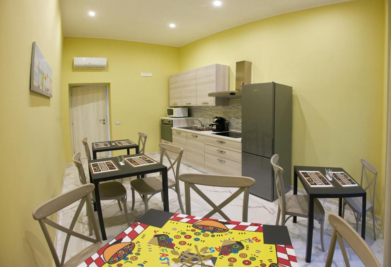 B&B Dint 'O Core E Napule Неаполь Экстерьер фото