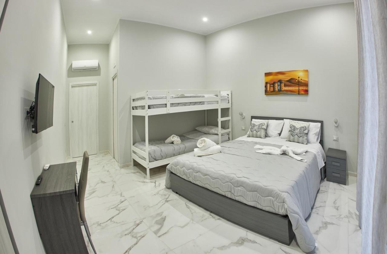 B&B Dint 'O Core E Napule Неаполь Экстерьер фото